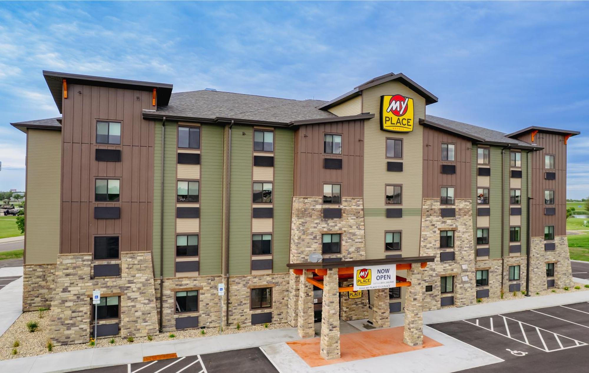 My Place Hotel-Mitchell Sd Экстерьер фото